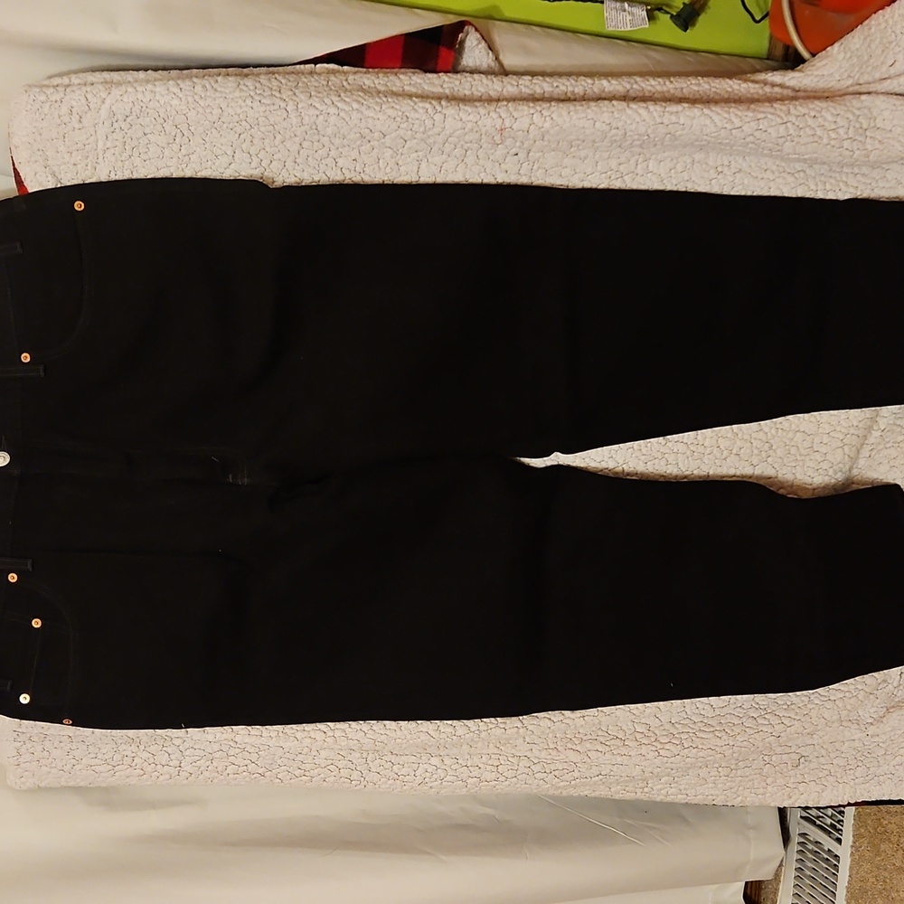 NWT Levi's 550 Relaxed Fit Black Jeans - Picture 3 of 4